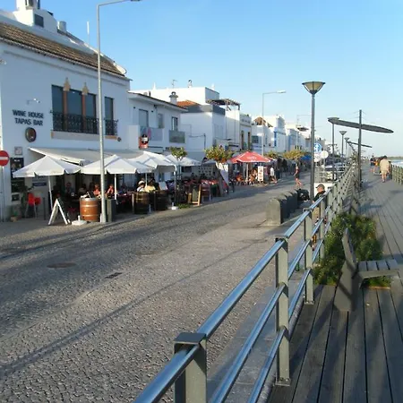 Golden Club, Cabanas شقة كاباناس تْدي تافيرا